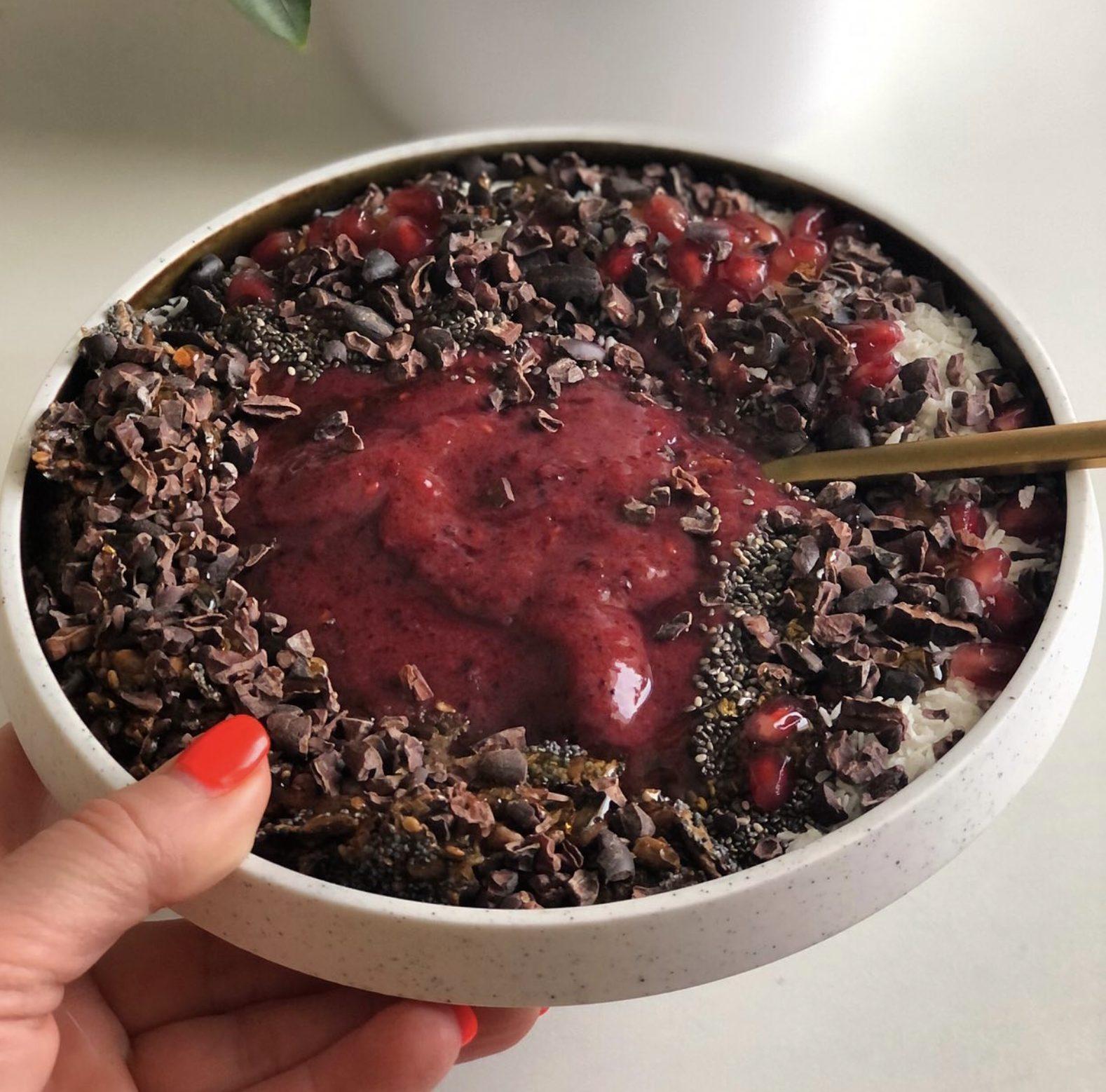 Açaíbowl med topping